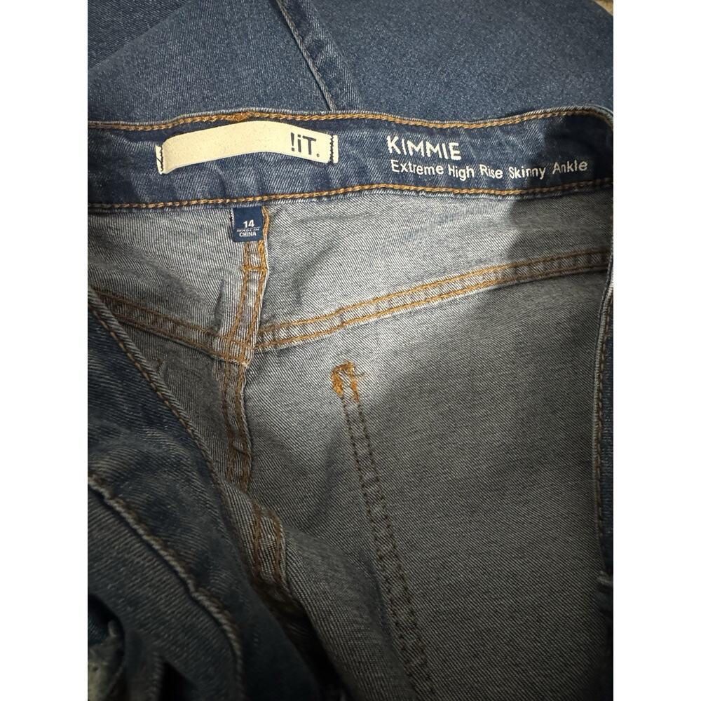 Extreme High-Rise Distressed Classic Five Pocket Skinny Jeans by !iT Kimmie - Picture 3 of 8